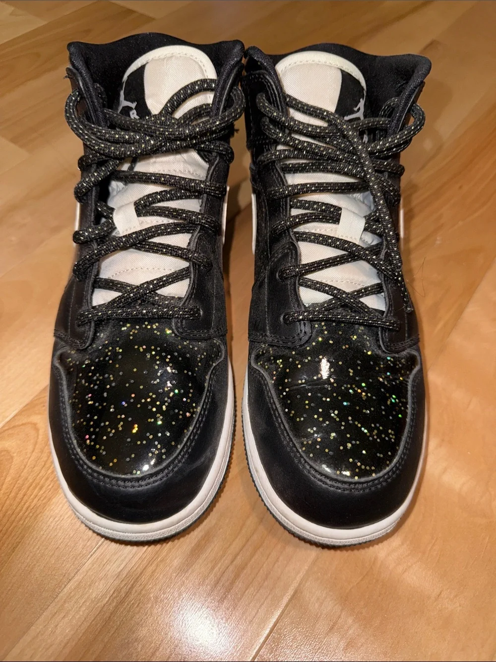 Air Jordan 1 Mids Black Gold Glitter High-Top Sneakers 7Y/W9 EUC